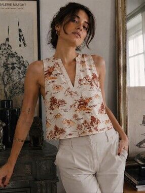 NWT BURU Le V Mod Top-Chinoiserie